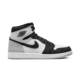 Air Jordan 1 Retro High OG Sneakers - Classic Edition