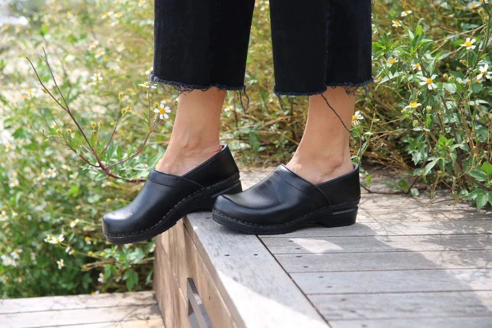 BJORK PRO ELLA Leather Clogs